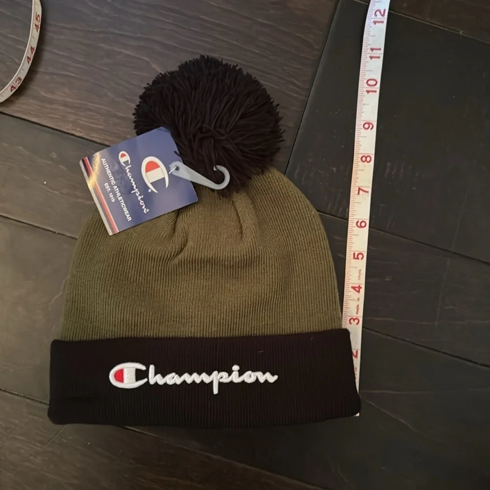 Champion green and black with Pom hat NWT OS
